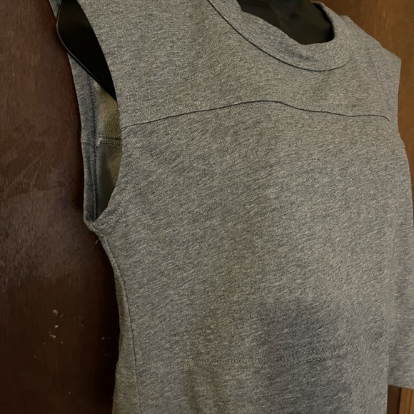 FATE by LFD Crew Neck Crop Jersey Medium - Picture 2 of 7